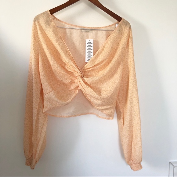 Urban Outfitters Tops - Urban outfitters floral blouse